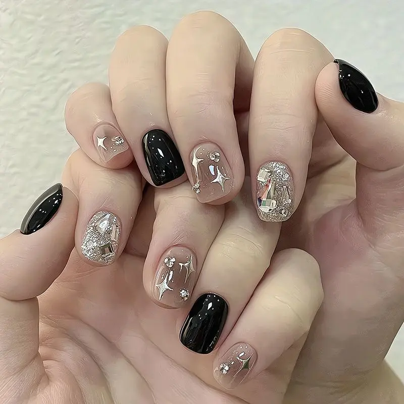 M12  Wearable handmade black studded four-pointed star pattern nail art, press nail  art  supplies magnets design full cover Gelnailstickerset