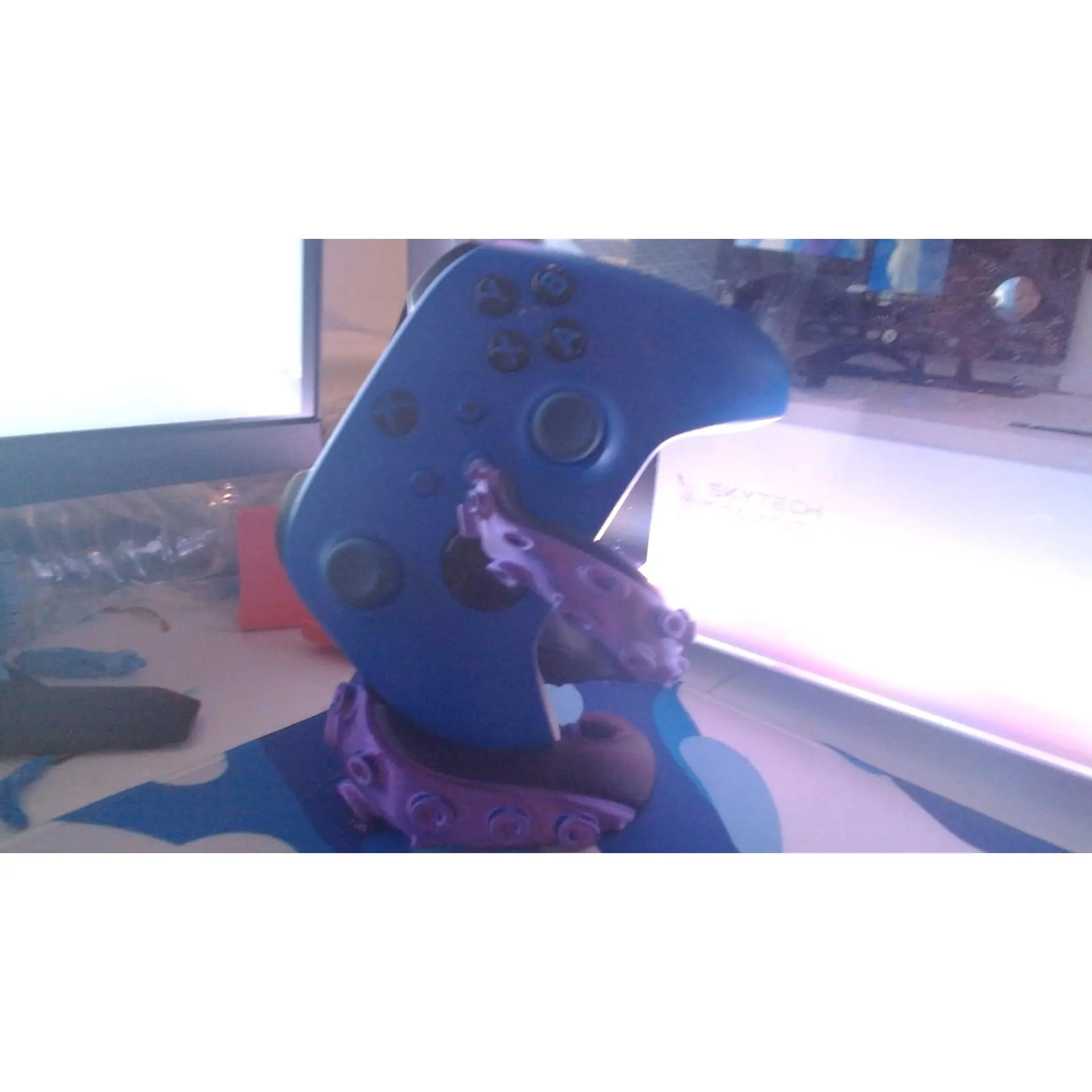 Purple and Blue Fade Gaming Controller Stand with Unique Design and Colorful Aesthetics