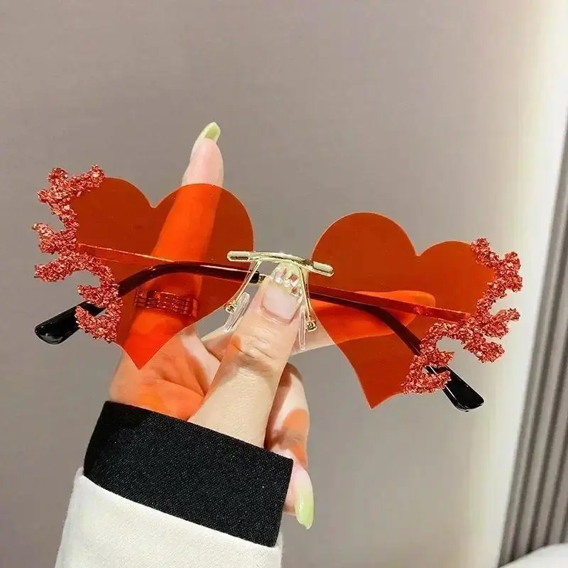 Women's Rimless Heart Shape Sunglasses with Rhinestone Accents Cute Punk Style UV Protection Lightweight Fashion Shades Eyewear for Party Daily & Streetwear Women's Rimless Heart Shape Sunglasses with Rhinestone Accents Cute Punk Style UV Protection Lightweight Fashion Shades Eyewear for Party Daily & Streetwear