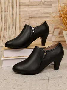Women's Short Boots, Work Ankle Boots, Chunky Heel Design, Fashionable Comfort Shoes, Perfect Casual Match, Durable Structure, Stylish and Comfortable