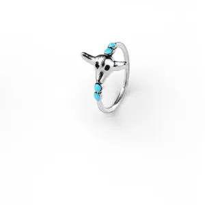 Bull 10 mm Hoop 20 Gauge Piercing