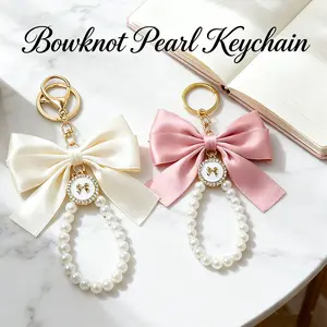 Elegant Bowknot Faux Pearl Charm Keychain for Bags Backpacks Purses Mobilephone Headphones Lightweight Durable Gift for Women Girls Bag Decoration Car Accessory Keychains for Women Car Keys Wristlet Keychains