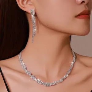 Exaggerated necklace, exquisite necklace, exaggerated earring set, two-piece choker, evening party accessories for women