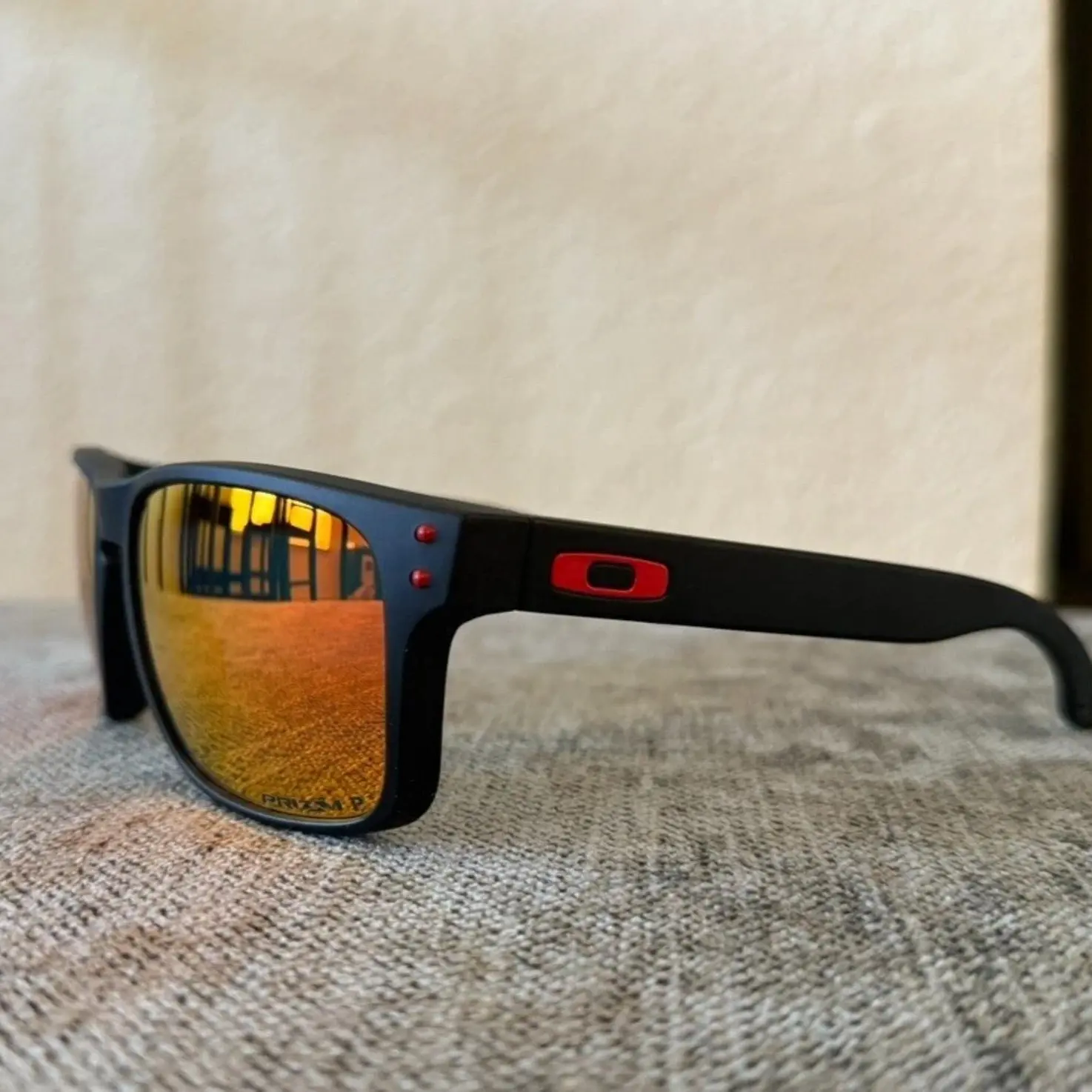 Classic Square Polarized Sunglasses for Men UV400 Red-Orange Mirror Lens Outdoor Fashion Eyewear