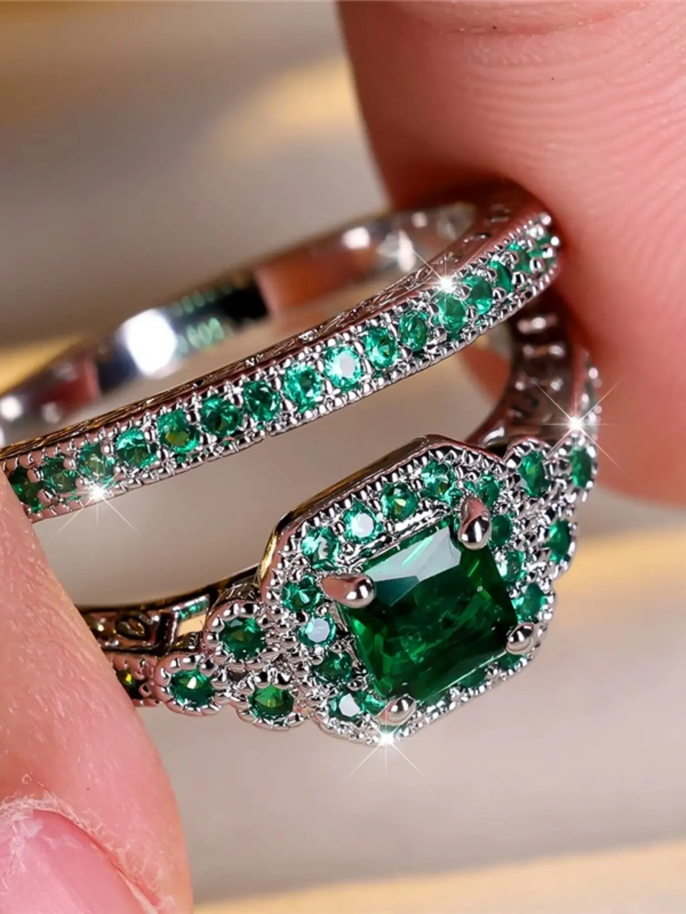 Geometric Luxury Ring Set Synthetic Zirconia Inlay Luxury Exquisite Elegant Retro Mysterious Fashion Geometric Rings Stackable Finger Rings Beautiful Rings Design Engagement Ring Daily Wear Fashionable Jewelry Accessory for All Seasons for Women & Girls