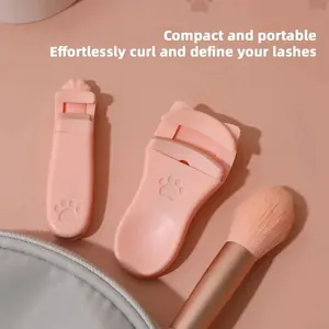 Cat Claw Eyelash Curler Cute Design Accessory Tool Suitable for All Lash Shapes Long-Lasting Curl Lashes Professional Women Makeup