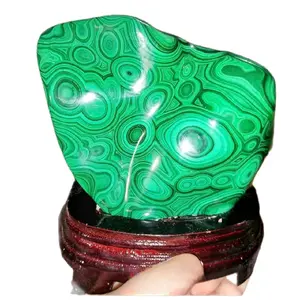 Malachite, lapis lazuli, agate, carnelian, citrine, smoky quartz, amethyst