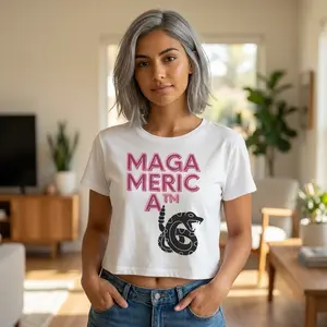 MAGAMERICA ™ CROPPED STATEMENT T • SHIRT