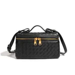 Vintage Handmade Woven Box Bag Spring Summer New Style Fashion Simple Portable Shoulder Crossbody Lunch Bag Small Square Box Bag Trendy All-Match Daily Casual Versatile Handbag, Elegant Outfits, Business Casual Outfit tiktokshopspringglowup