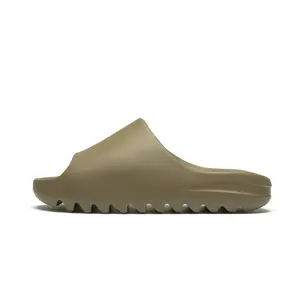 Yeezy Slide "Earth Brown" FV8425