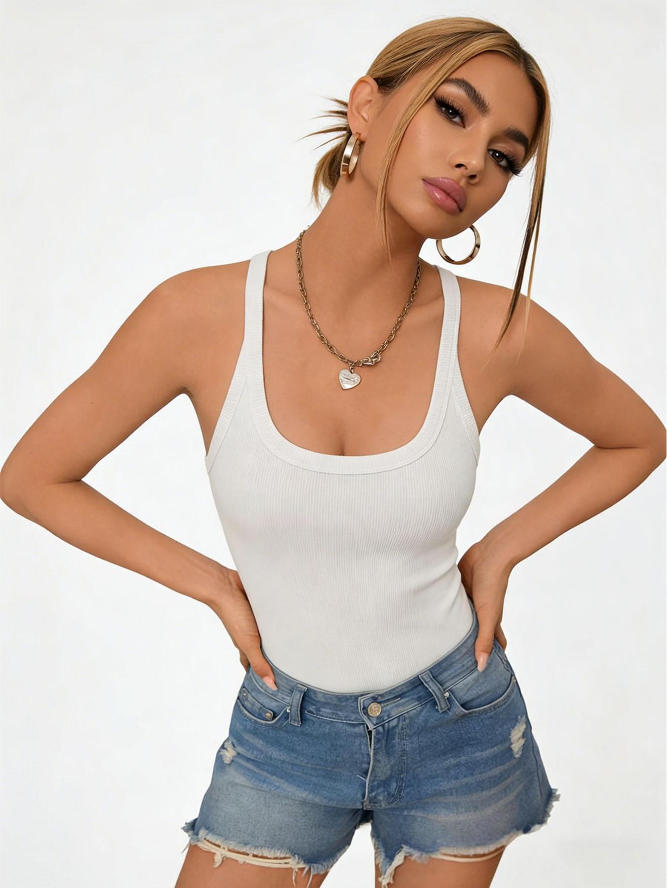 Women’s Fitted Tank Top 2 Pack – Stretchy Slim Fit Cami with Scoop Neck, Soft Breathable Sleeveless Basic Top for Workout, Gym, Yoga, Running, Going Out, Layering & Casual Daily Wear