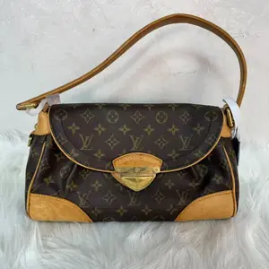 Pre-owned Louis Vuitton leather handbag Beverly Monogram Canvas Shoulder Bag qg361#