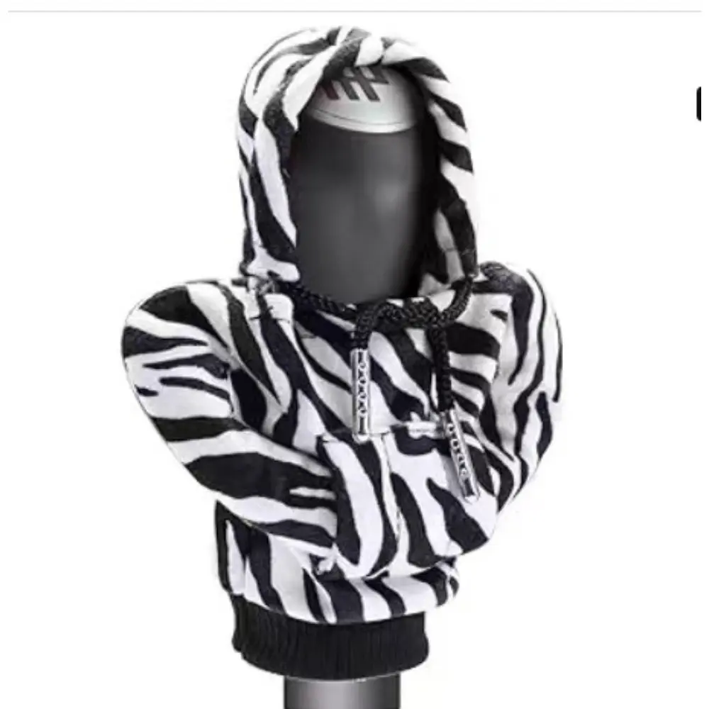 Zebra sweater handle
