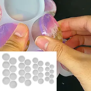 1 Set of 2'', 1.75'', 1.5'', 1.25'' Circle Grip Mould, Magnet Mold, Round Keychain Silicone Mold for Resin (No Hole)