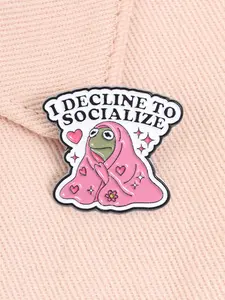 I Decline To Socialize Enamel Pin Funny Quote Cute Kermit Frog Animal Social Anxiety Alloy Brooch Lapel Backpack Badge Fashion Jewelry Accessories Gift for Friends Fashion Accessory