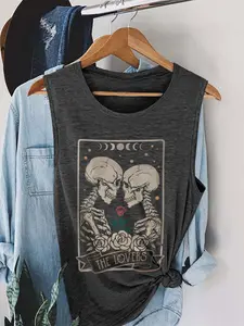 Women's Vintage Skull & Rose Print Round Neck Tank Top, Casual Sleeveless Top for Daily Wear, Ladies Clothes for All Seasons, Socks
