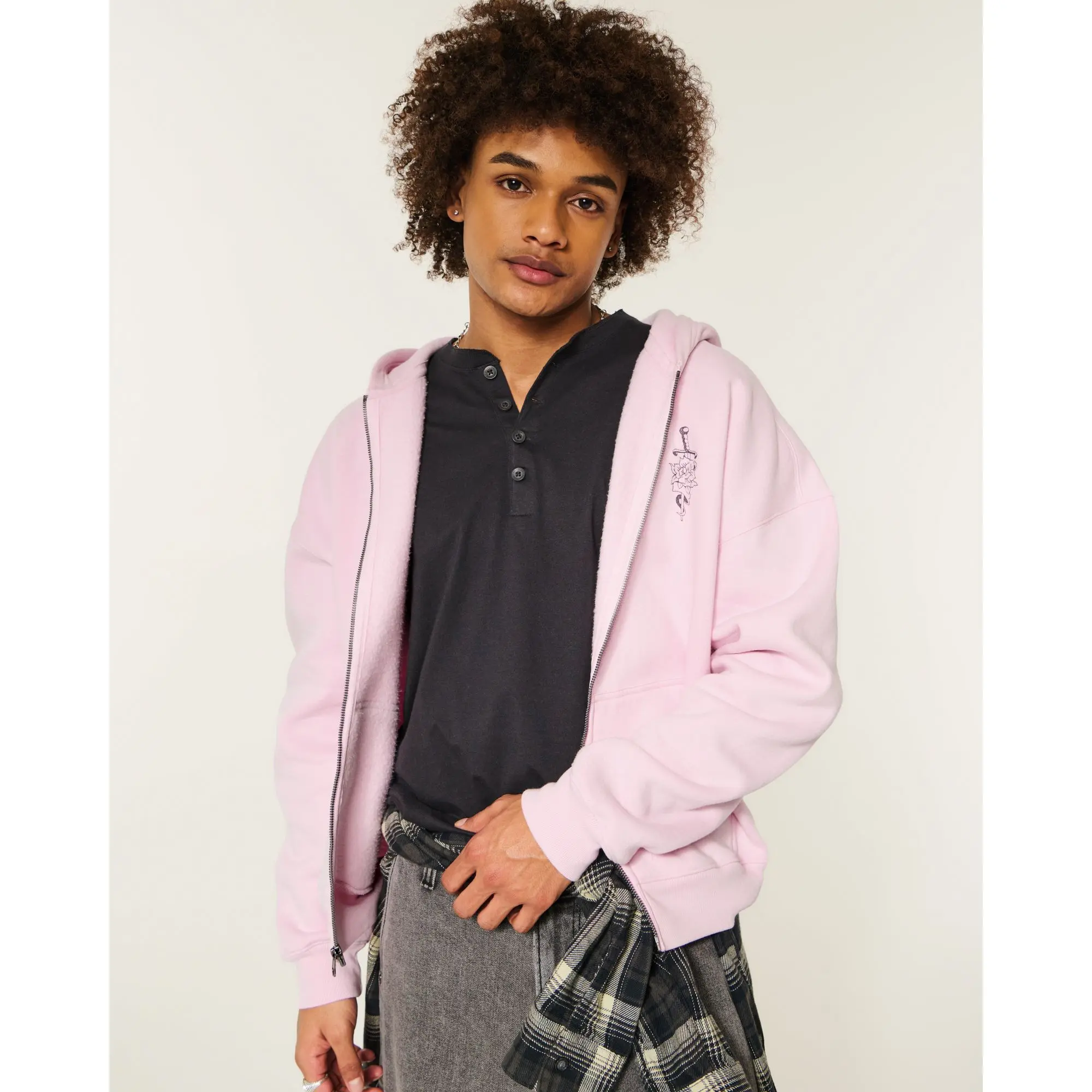 Hollister Feel Good Boxy Zip-Up Graphic Hoodie - TikTok Shop