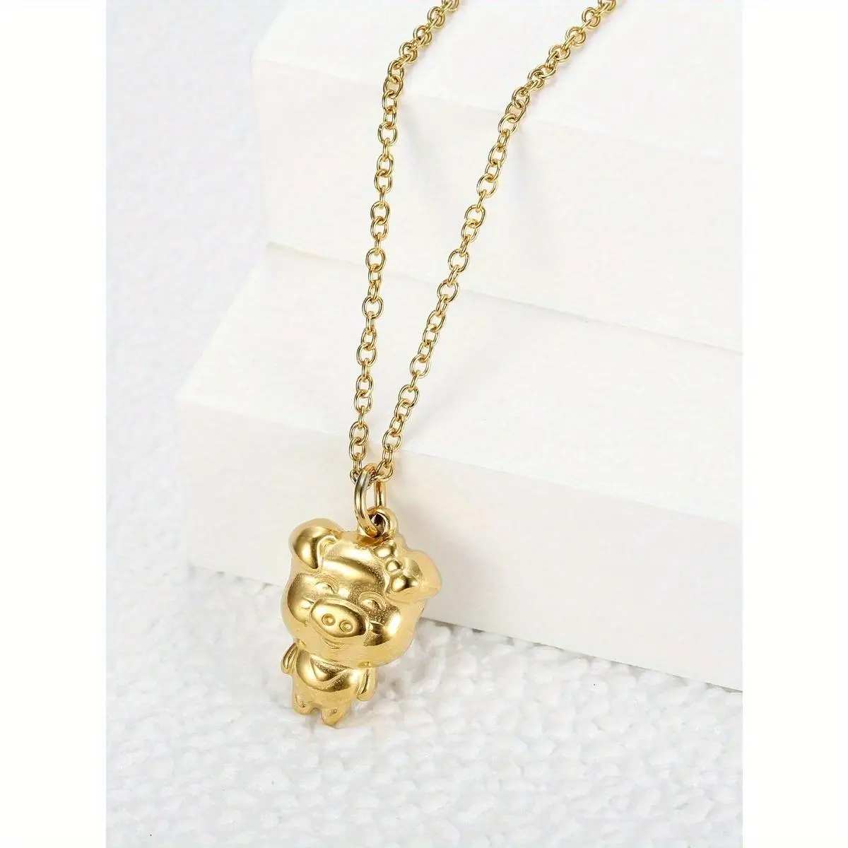 Elegant Geometric Pig Pendant Stainless Steel Necklace, Animal Charm Jewelry for Women, Anniversary Gifts, Unisex Costume Accessory