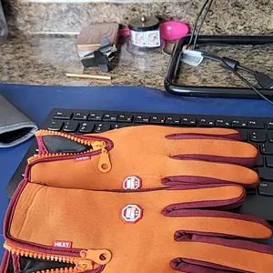 Upgraded Windproof Winter Gloves, Touchscreen Thermal Warm Gloves, Waterproof Non-Slip Outdoor Gloves for Men and Women for Sports, Travel, and Daily Activities