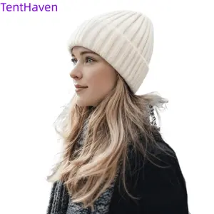2026 New Hat Versatile Fashion Face Show Small Knitted Hat Warm Ear Protection Thick Thread Knitted Hat