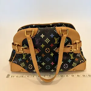 Pre-owned Louis Vuitton Monogram Multicolor Coated Canvas with Vachetta Leather Trim Shoulder Bags Multicolor Monogram Greta Bag Black Coated Canvas Gold Hardware