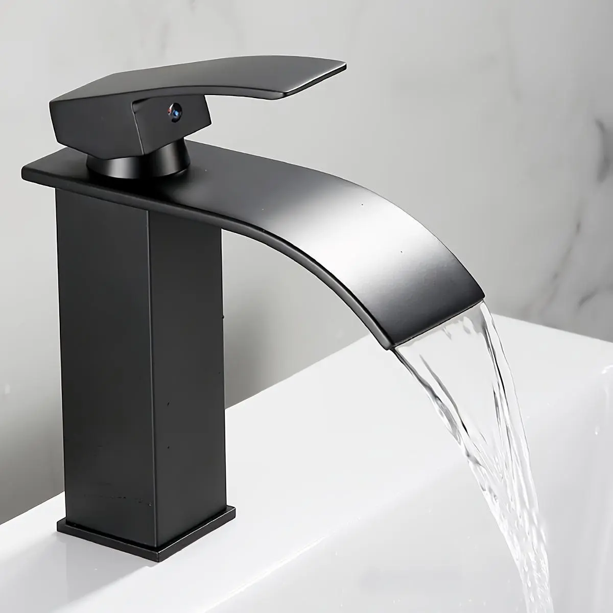 Bathroom faucet, Waterfall faucet, with both hot and cold water outlets, in an arc-shaped nozzle, suitable for bathrooms and camper van bathrooms.