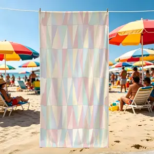 1Pcs Triangle Patchwork Print Beach Towel, Multiple Styles, Quick Dry Absorbent Microfiber, Lightweight and Sand-resistant, Suitable for Beach and Pool, Suitable for All People, Perfect Gift Choice