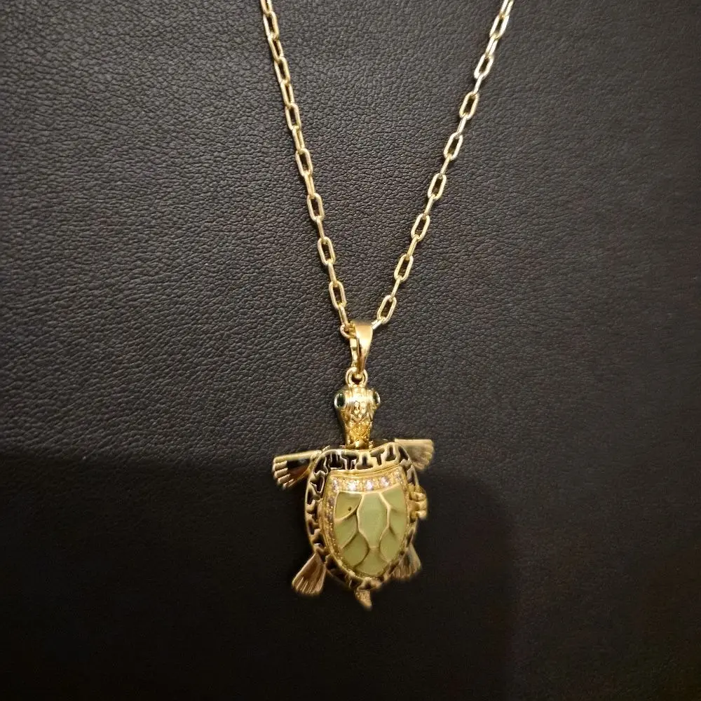 Paper Clip Chain with Turtle Pendant - Gold Plated Necklace for Women