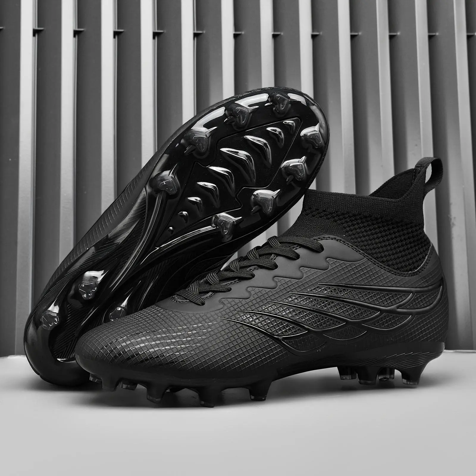 Men's Soccer Shoes, Breathable High-Top PU Leather Cleats with a Lace-up Fit and Non-Slip AG Sole for Outdoor Football Training, Pu Leather Mix