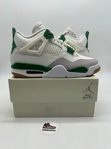 Jordan 4 Retro SB Pine Green