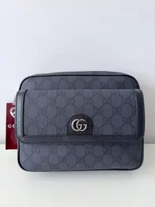 Pre-owned Leather Crossbody Bags GUCCI Ophidia GG small crossbody bag