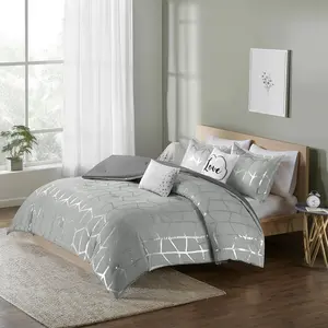 REGENCY HEIGHTS, Metallic Printed Pink Comforter Set , Raina