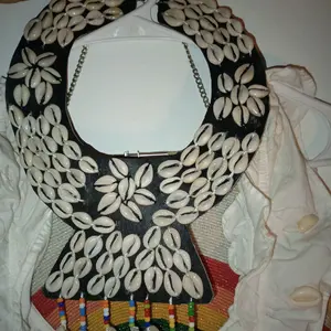 HANDMADE LEATHER COWRIE SHELL NECKLACE