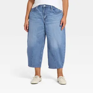 Women's High-Rise Easy Barrel Jeans - Universal Thread™ Blue 18