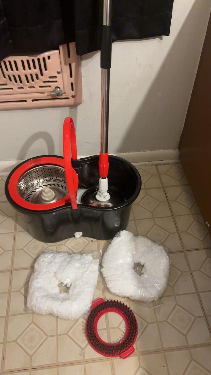 Item: 61"Handle+Bucket+Replacement Heads*3