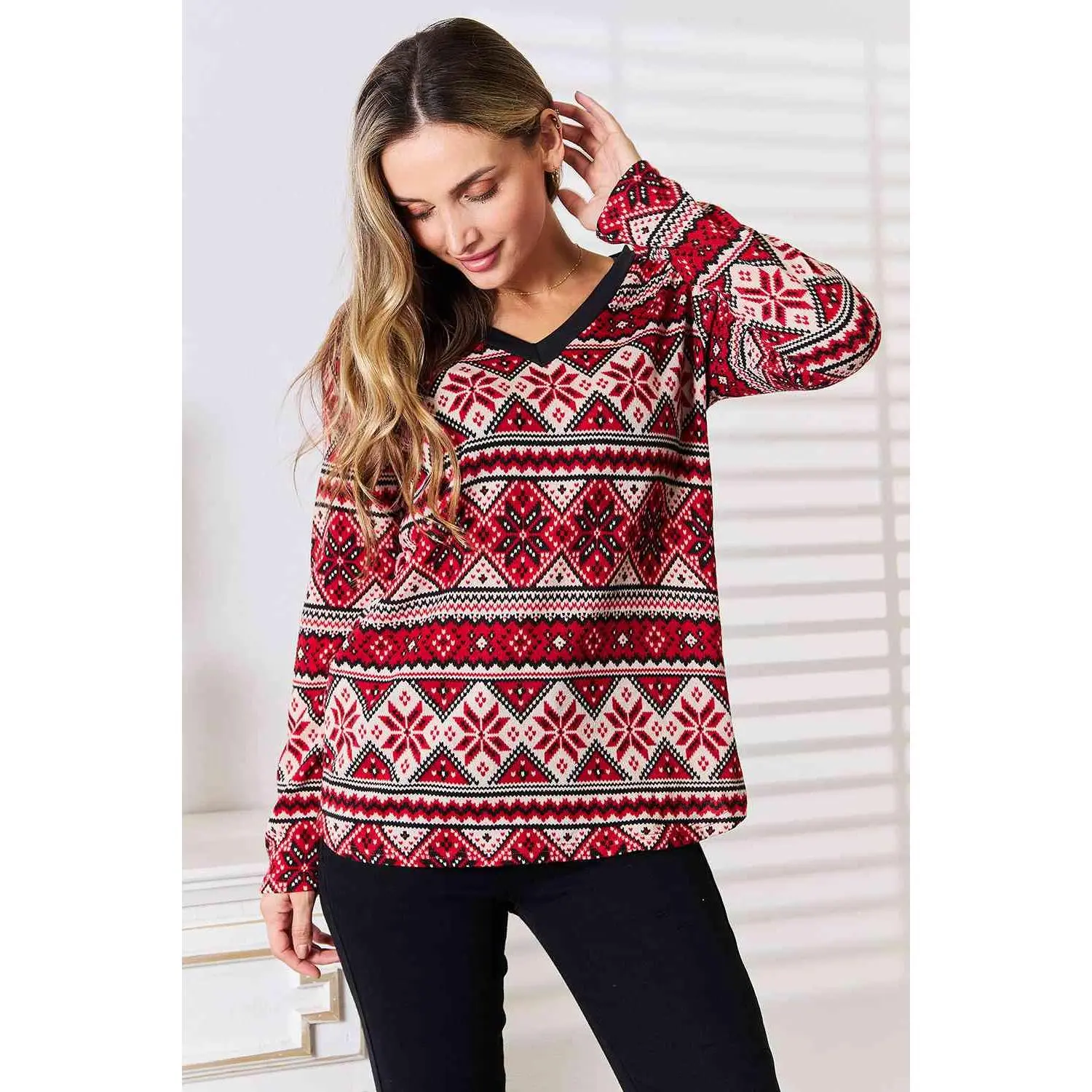 Heimish Full Size Snowflake Print Long Sleeve Top