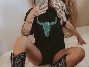 Women's Western Style Turquoise Long Horn, Cowgirl shirt, Sweatshirt, Oversized Sweatshirt, womens T-shirts, Womens Shirts