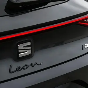 Seat Leon Cupra Rear Badge Sticker, 3D Metal Car Decal, Customizable Tail Emblem, Creative Vehicle Accessories, Durable & Stylish Design