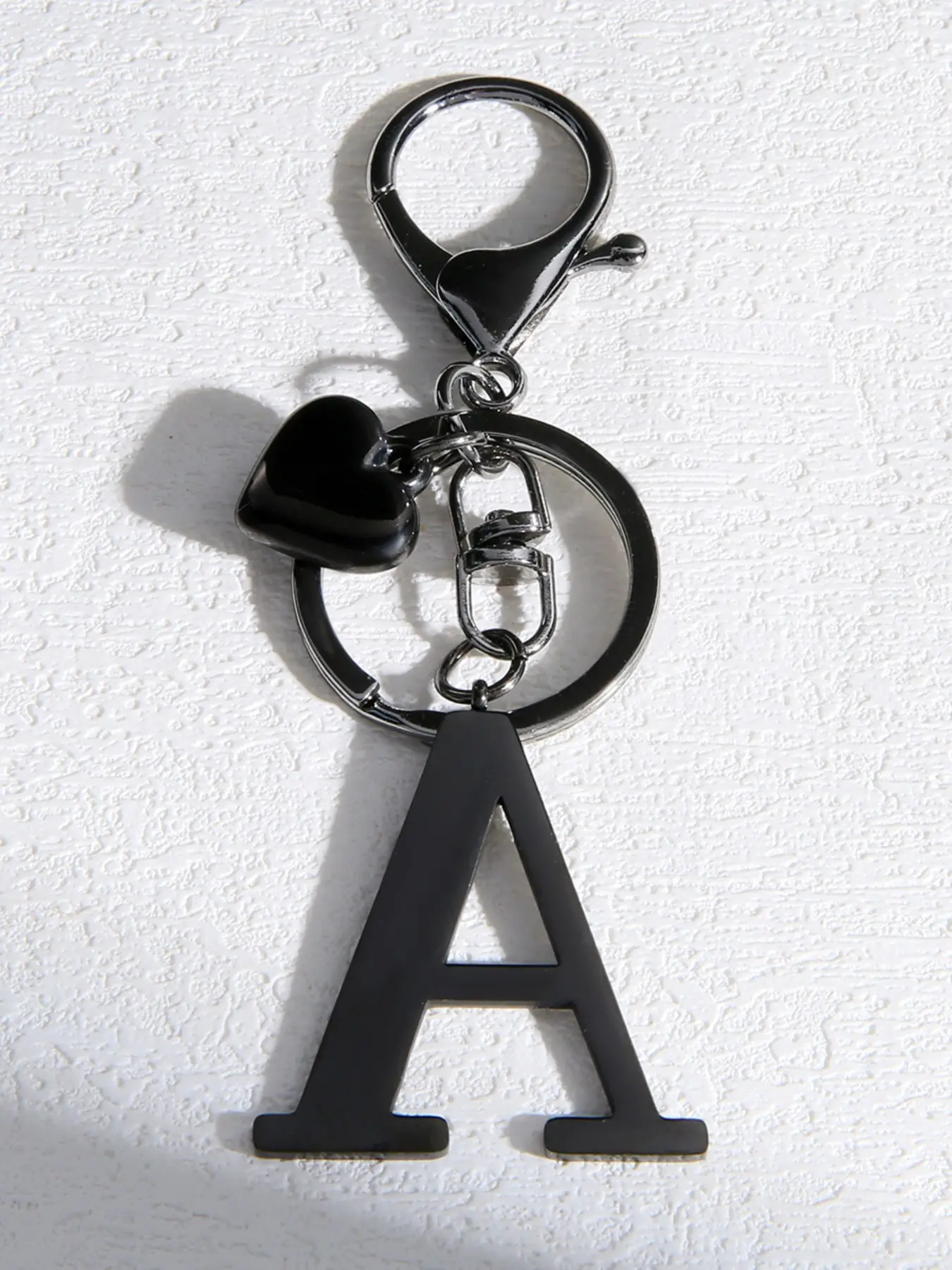Cute Initial Letter Keychain Accessories for Ladies & Girls, Heart-Shaped Design, Perfect for Wallets Bags Backpacks