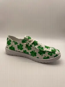 Women's Fashionable Four Leaf Clover Print Sneakers, Casual Comfortable Breathable Rubber Sports Shoes, Female All-match Round Toe Slip On Shoes for Daily Wear, Footwear