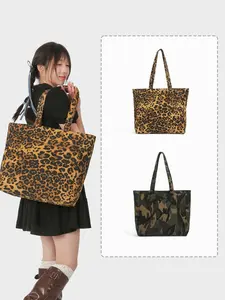 Leopard Camouflage Large Capacity Canvas Tote Bag Unisex Casual Shoulder Shopping Bag Student Commuter Versatile Bag