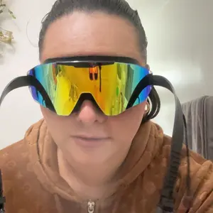 Viyawise Swim Goggles for Adults & Kids - Anti-Fog Full-Coverage, 3-Color UV Lens, Waterproof Earplugs & Nose Clip, Fit Outdoorfun