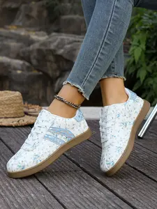 Women's Casual Low-Top Sneakers, Walking Shoes, Striped Patchwork Design, PU Leather Upper, Rubber Sole, Round Toe, All Seasons Wear, Footwear