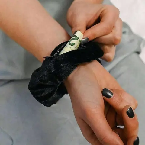 Multifunctional Hair Tie Storage Bag, Portable Zipper Design, Large Capacity Polyester for Keys Cash Earphones, Home Travel Use, Storage Pouch, Multifunctional Storage Solution, Versatile Storage Bag, Zippered Storage