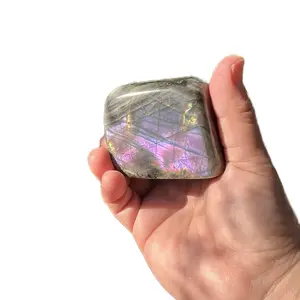 Labradorite Purple Freeform Meditation Stone with Unique Geometric Design Alexandrite Birthstone Amethyst 3-4 Inches for Relaxation and Meditation