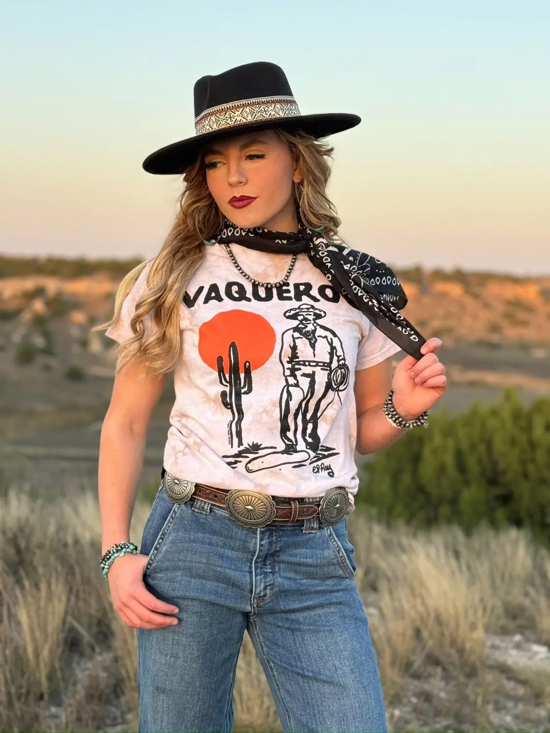 Texas True Threads Vaquero Graphic Tee Women's Cute Tie-Dye Short Sleeve Crew Neck Casual Top