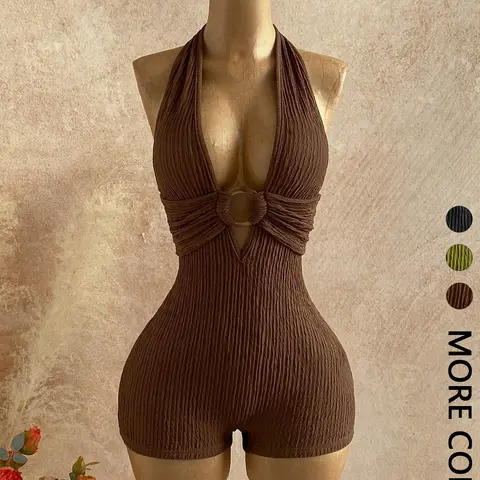 Women's Charming Halter Neck Textured Romper, O-Ring Decor, Slim-Fit Summer Wear, Stylish and Comfortable Romper, Jumpsuit Romper, Womenswear