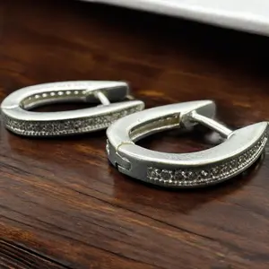 Horseshoe earring in Mexican silver .925
