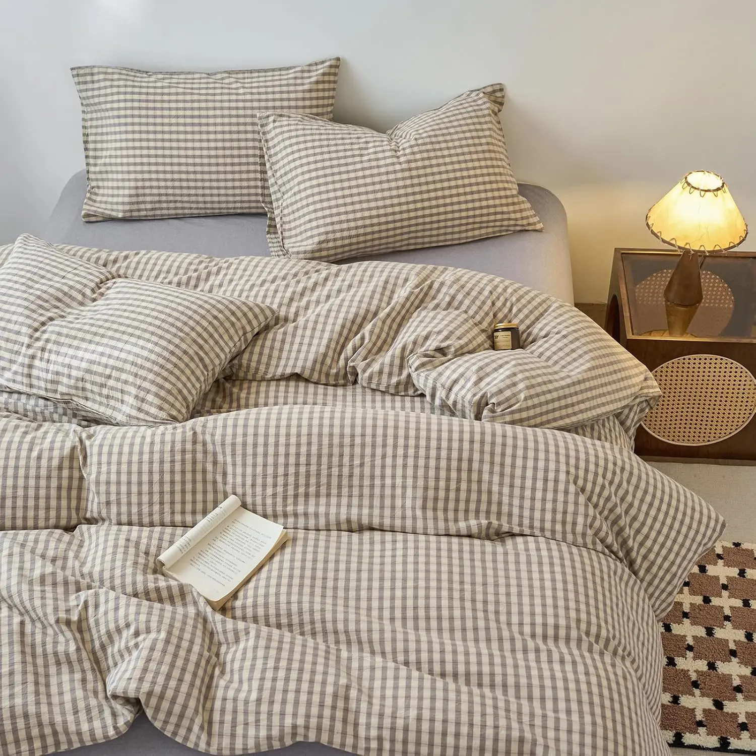 B02# Grey Gingham