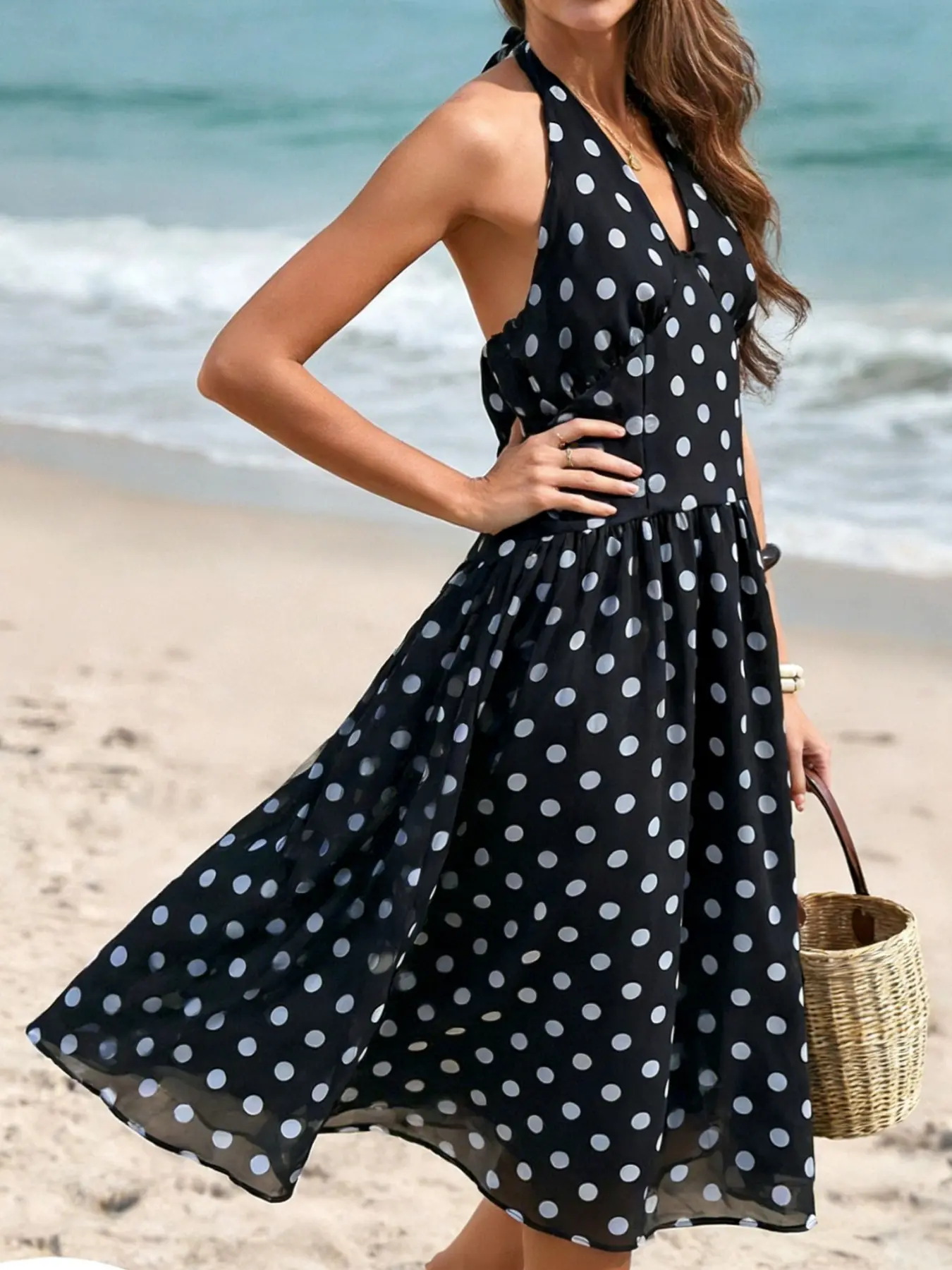 Vintage French Black & White Polka Dot Halter Neck V-Neck Backless Waist-Cinched Retro Maxi Dress Chill Coastal Black & White Polka Dot Halter Neck V-Neck Backless Waist-Cinched Casual Beach Maxi Dress - Vintage French Black & White Polka Dot Halter Neck V-Neck Backless Waist-Cinched Retro Maxi Dress Chill Coastal Black & White Polka Dot Halter Neck V-Neck Backless Waist-Cinched Casual Beach Maxi Dress -
